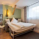 Hotel Gutshof - Laendlich Geniessen - Geschaeftlich Gut Ankommen
