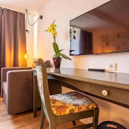 Hotel Gutshof - Laendlich Geniessen - Geschaeftlich Gut Ankommen Hartenstein (Saxony)
