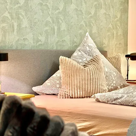 Gutshof - Laendlich Geniessen - Geschaeftlich Gut Ankommen Hotel 3*