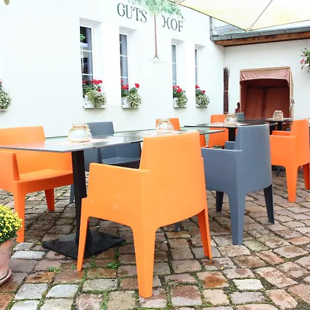 Gutshof - Laendlich Geniessen - Geschaeftlich Gut Ankommen 3*