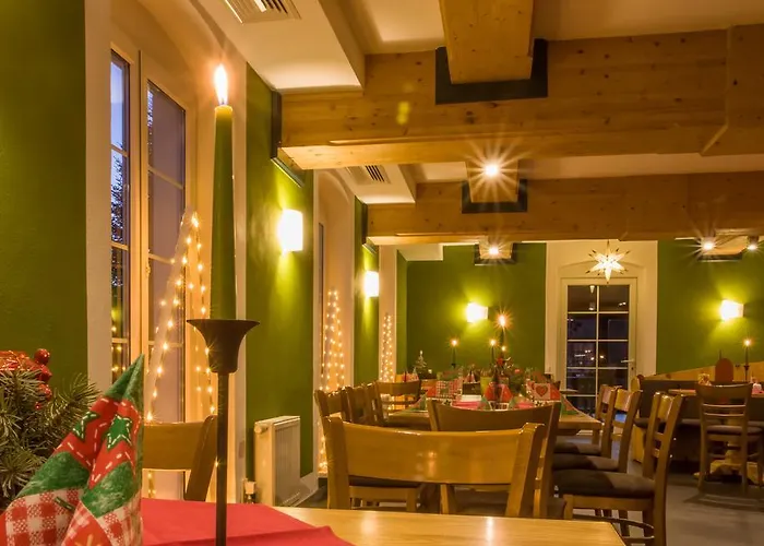 Gutshof 3* Hartenstein (Saxony)